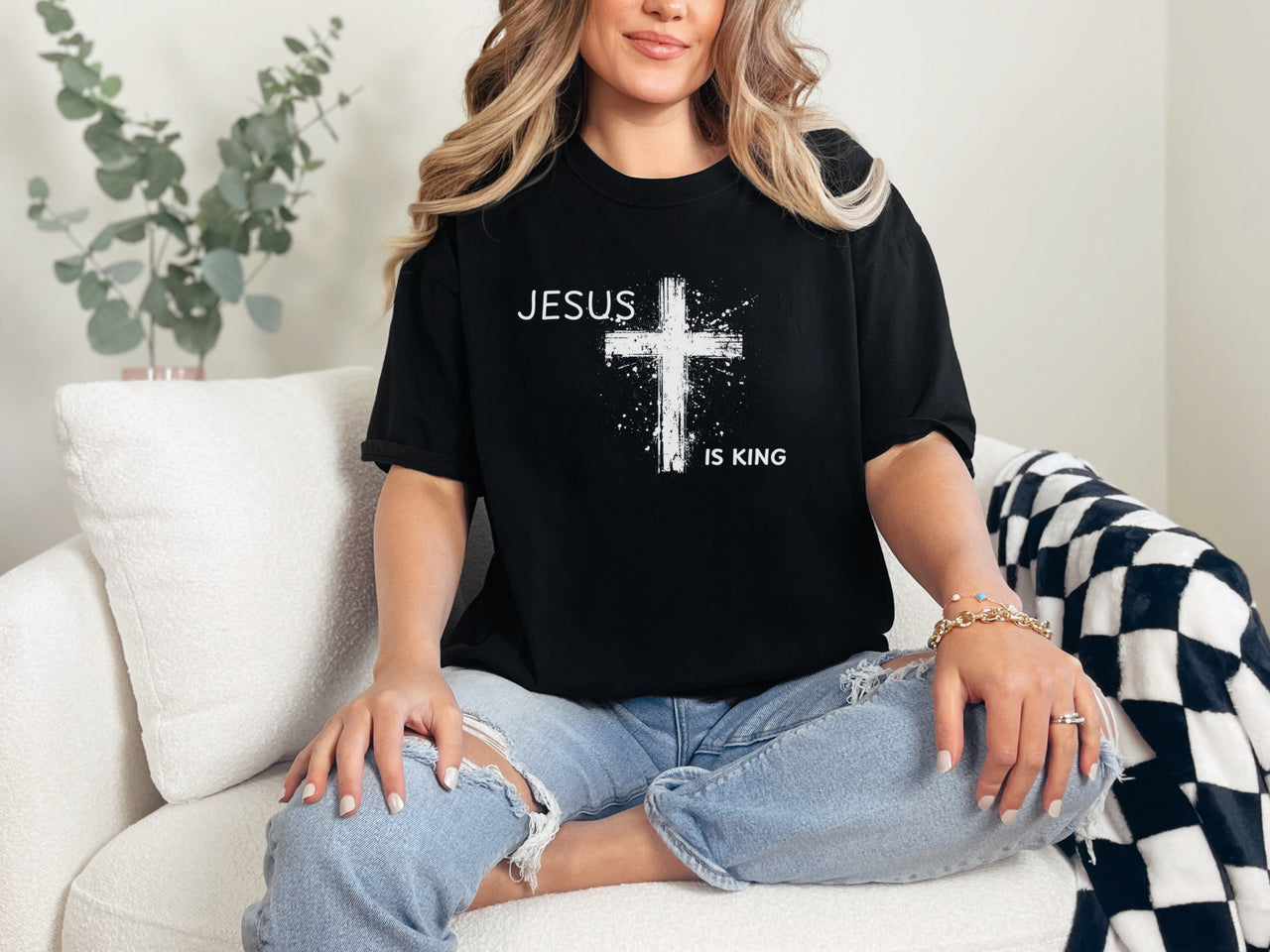 Jesus is King Unisex Relaxed Fit T-Shirt - My Faith My Father