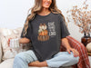 Give thanks to the lord t-shirt in pepper color, featuring pumpkins and flowers for a cozy fall celebration.