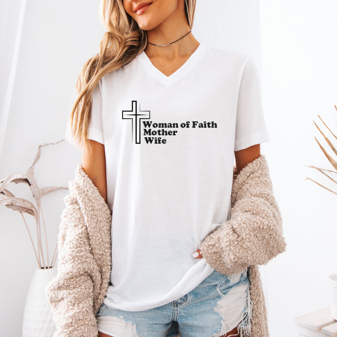 Woman of Faith Unisex V-Neck Short Sleeve T-Shirt